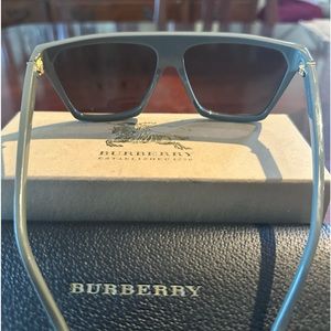 Burberry Shades